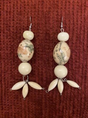 Earrings with Leaves Design